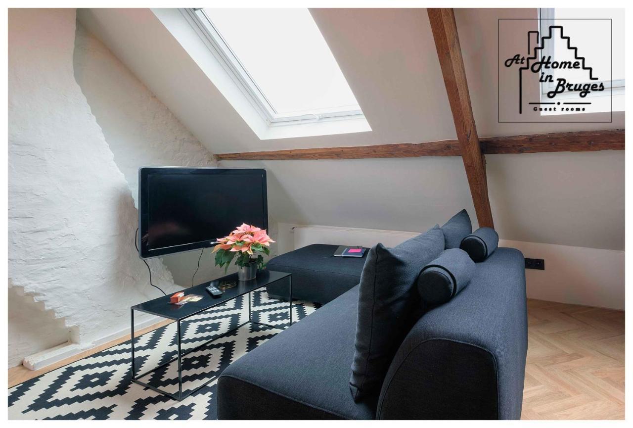 At Home In Brugge Bagian luar foto
